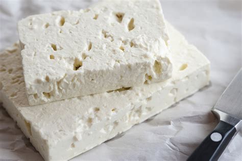 is goat milk cheese healthy