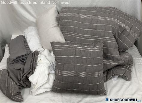 Is Goodwill Accepting Bedding