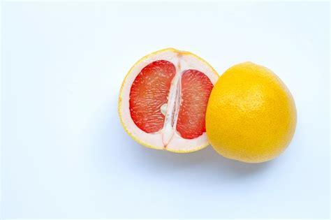 Is Grapefruit High In Vitamin C