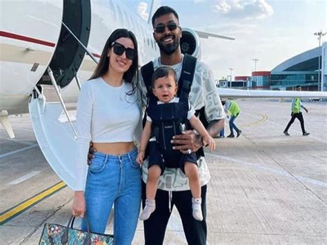 is hardik pandya divorced