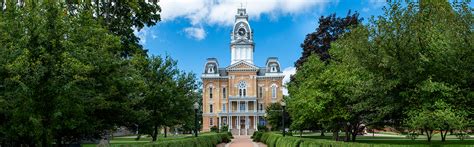 About Hillsdale College