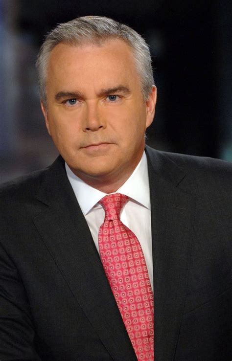is huw edwards the presenter