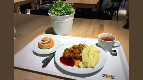 Is Ikea Open For Breakfast
