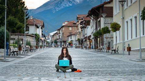 is it possible to work remotely from another country