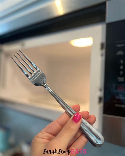 Is It Safe To Put A Fork In The Microwave