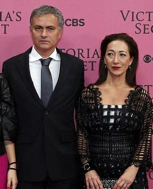 is jose mourinho married