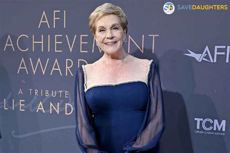 is julie andrews dead