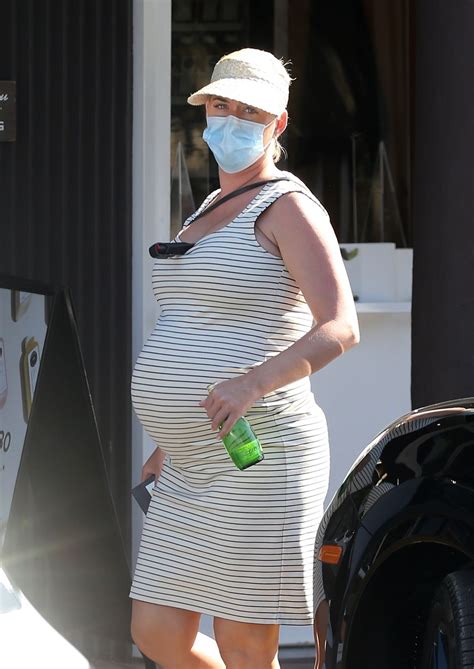 is katy perry pregnant 2023