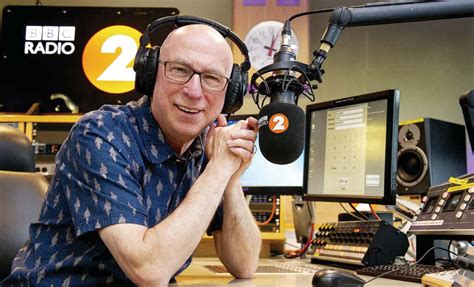 is ken bruce leaving radio 2