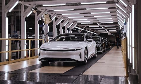 is lucid motors in trouble