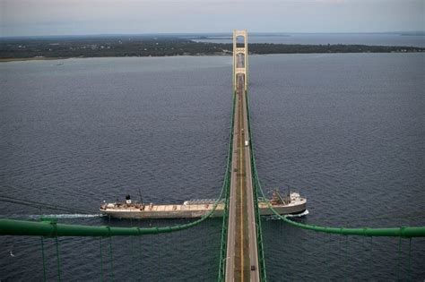 is mackinac bridge closed