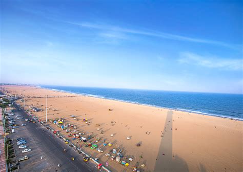is marina beach free