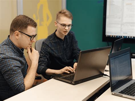 is maths compulsory for software engineering