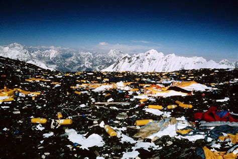 Is Mount Everest Polluted