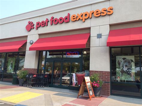 Is Pet Food Express Open