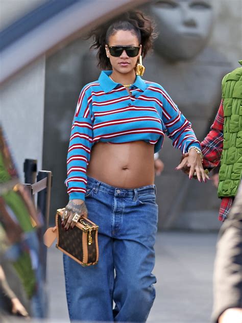 is rihanna pregnant 2013