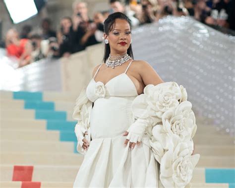 is rihanna pregnant with 2nd baby
