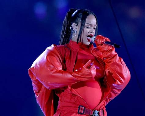 is rihanna pregnant with 2nd baby 2023