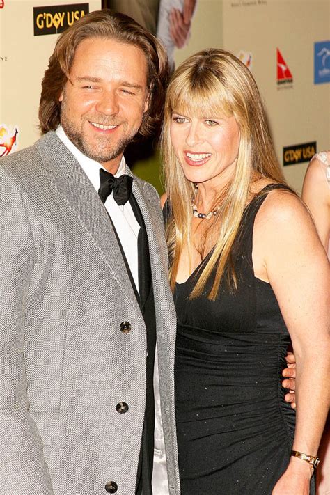 is russell crowe getting married