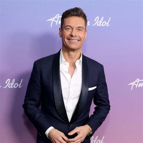 is ryan seacrest going to replace pat sajak