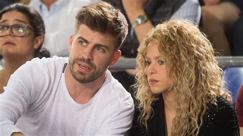 is shakira in a relationship