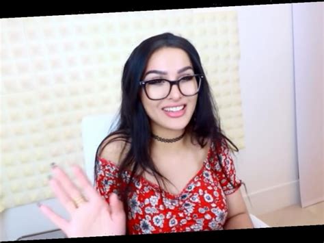 is sssniperwolf transgender