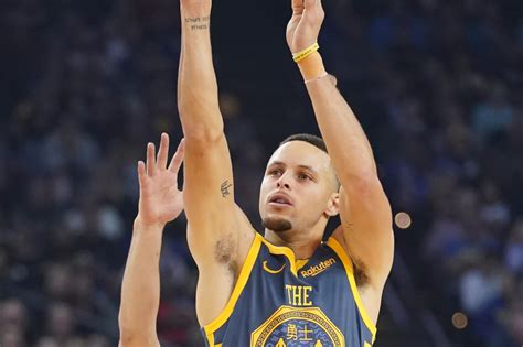 is steph curry out tonight