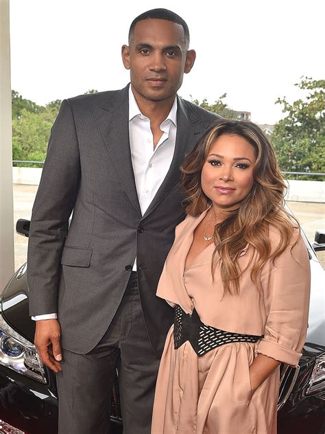 is tamia still married to grant hill