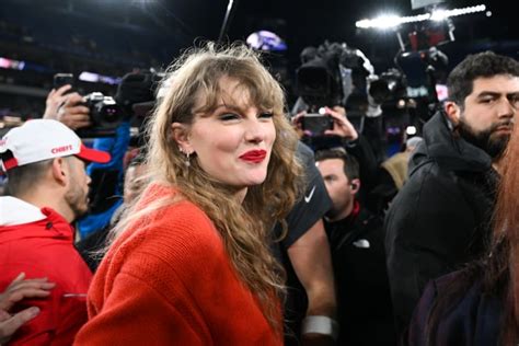 is taylor swift at the chiefs parade