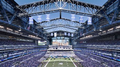 is the colts stadium roof open today