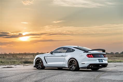 is the gt350 supercharged