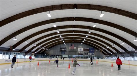 is the skate center open today