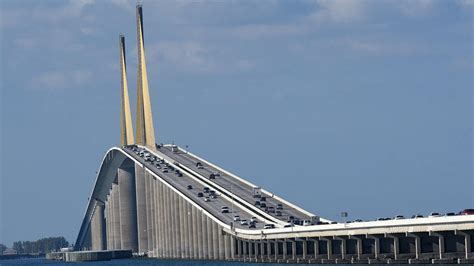 is the sunshine skyway bridge open