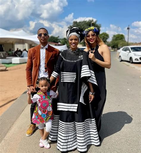 is thembinkosi lorch married