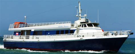 is there a ferry from oahu to molokai
