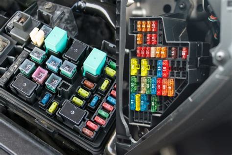 Is There A Fuse For Each Tail Light