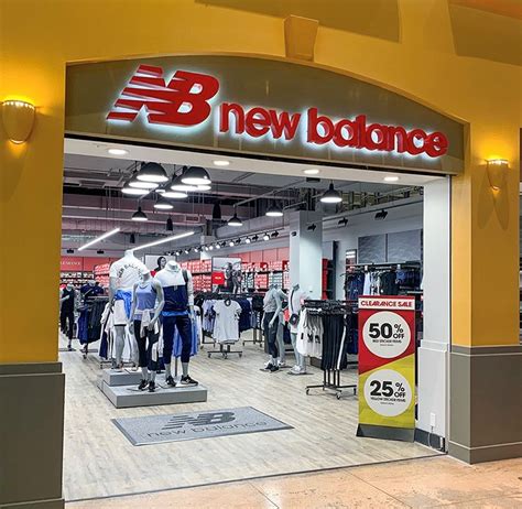 is there a new balance outlet store