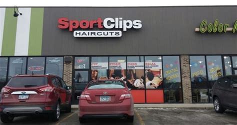 is there a sports clips near me