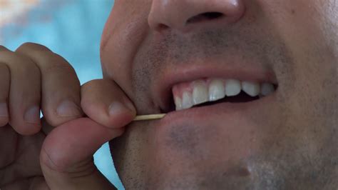 Is Toothpick Good For Teeth