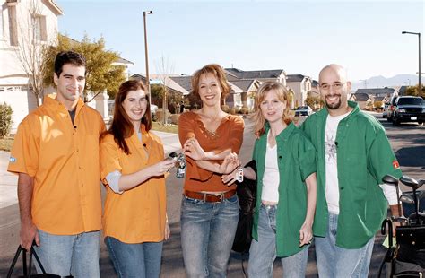 is trading spaces still on