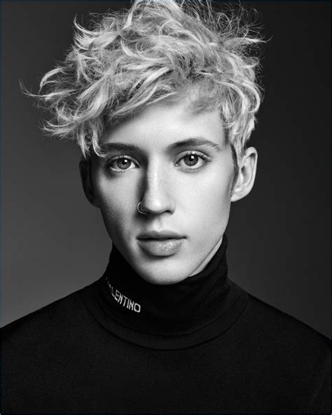 is troye sivan american