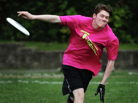 is ultimate frisbee an alternative sport