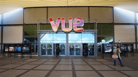 Is Vue Cribbs Causeway Open