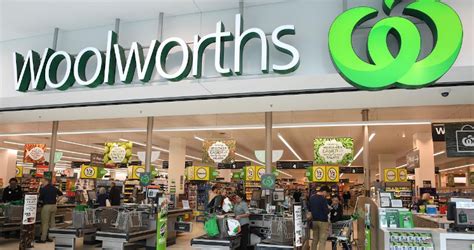 is woolworths a public or private company