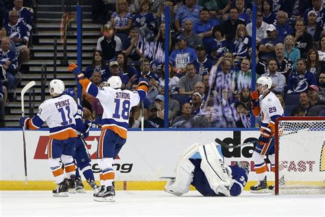 islanders vs lightning score