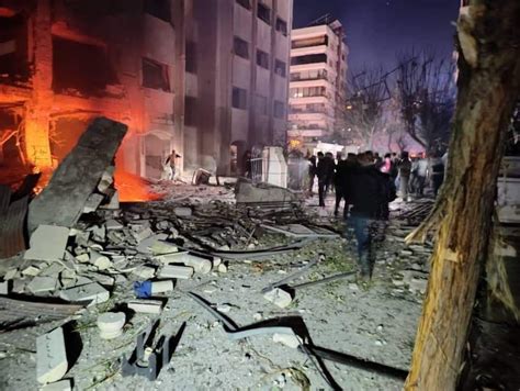 israel attacks iranian consulate in syria