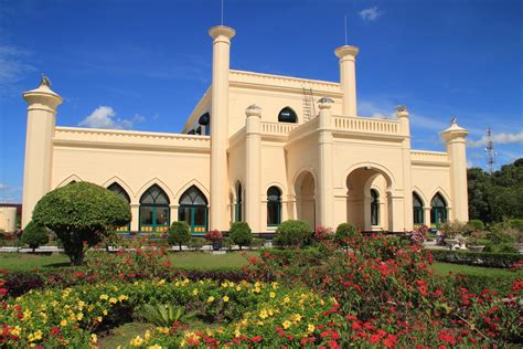 Istana yang Dibangun oleh Khalifah Al Mansur Diberi Nama