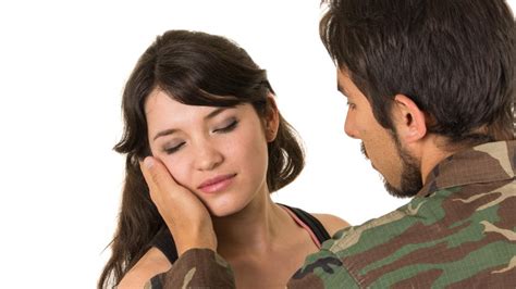 istri merasa tertekan dan cemburu