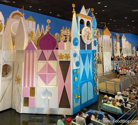 It's A Small World Clock