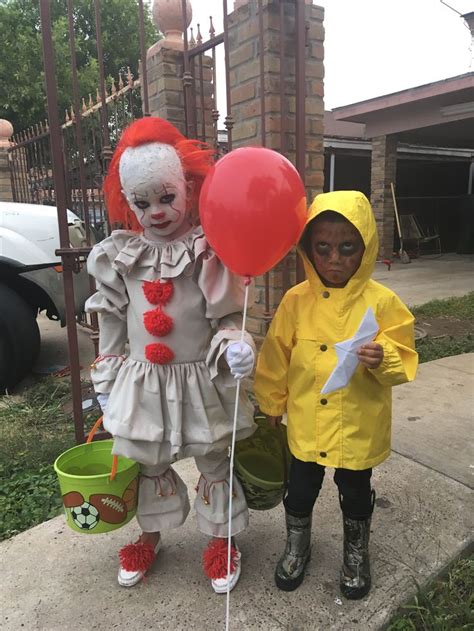 it and georgie costumes